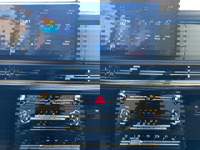 New 2026 Hyundai Santa Fe SE image 8