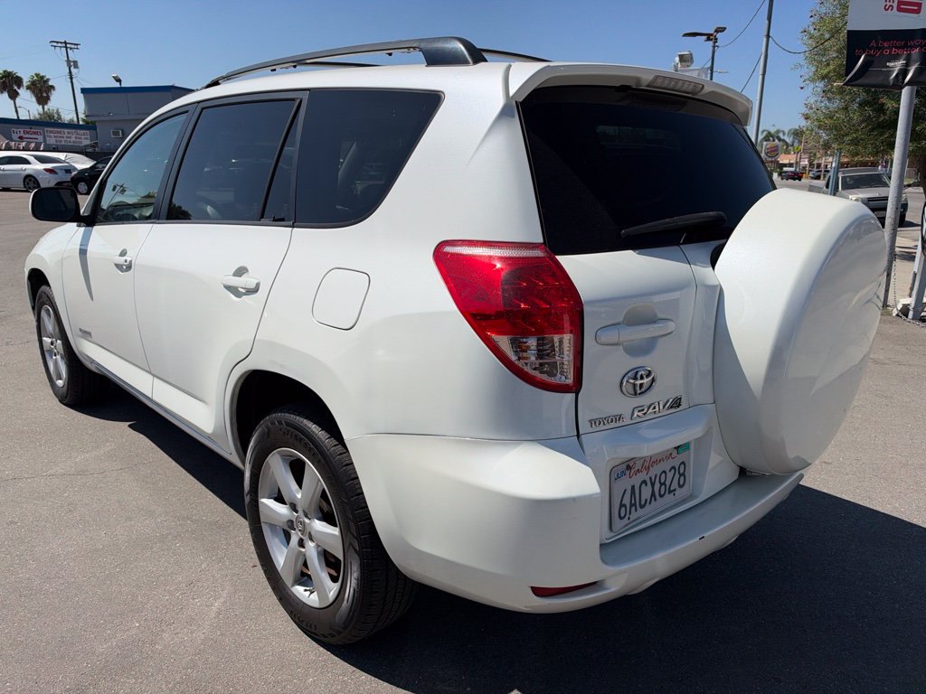 Used 2007 Toyota RAV4 Limited FWD image 4