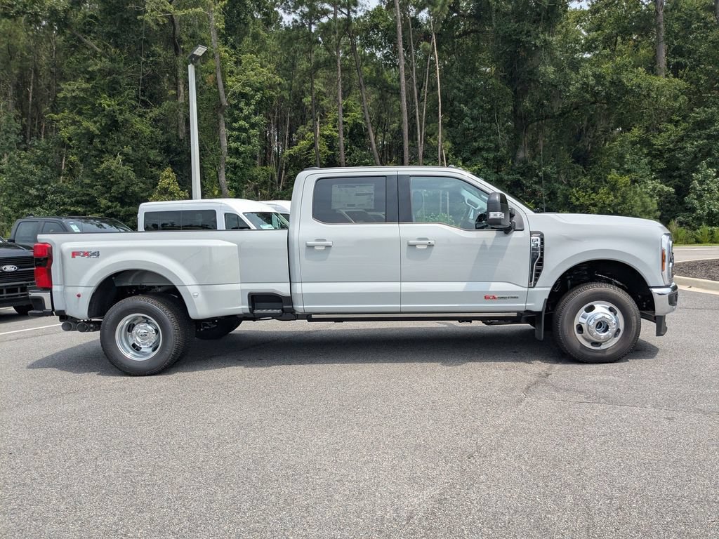 New 2026 Ford F350 Lariat w/ Lariat Ultimate Package AWD/4WD image 3