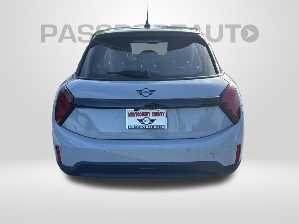 New 2027 MINI Cooper 2-Door Hardtop FWD image 9