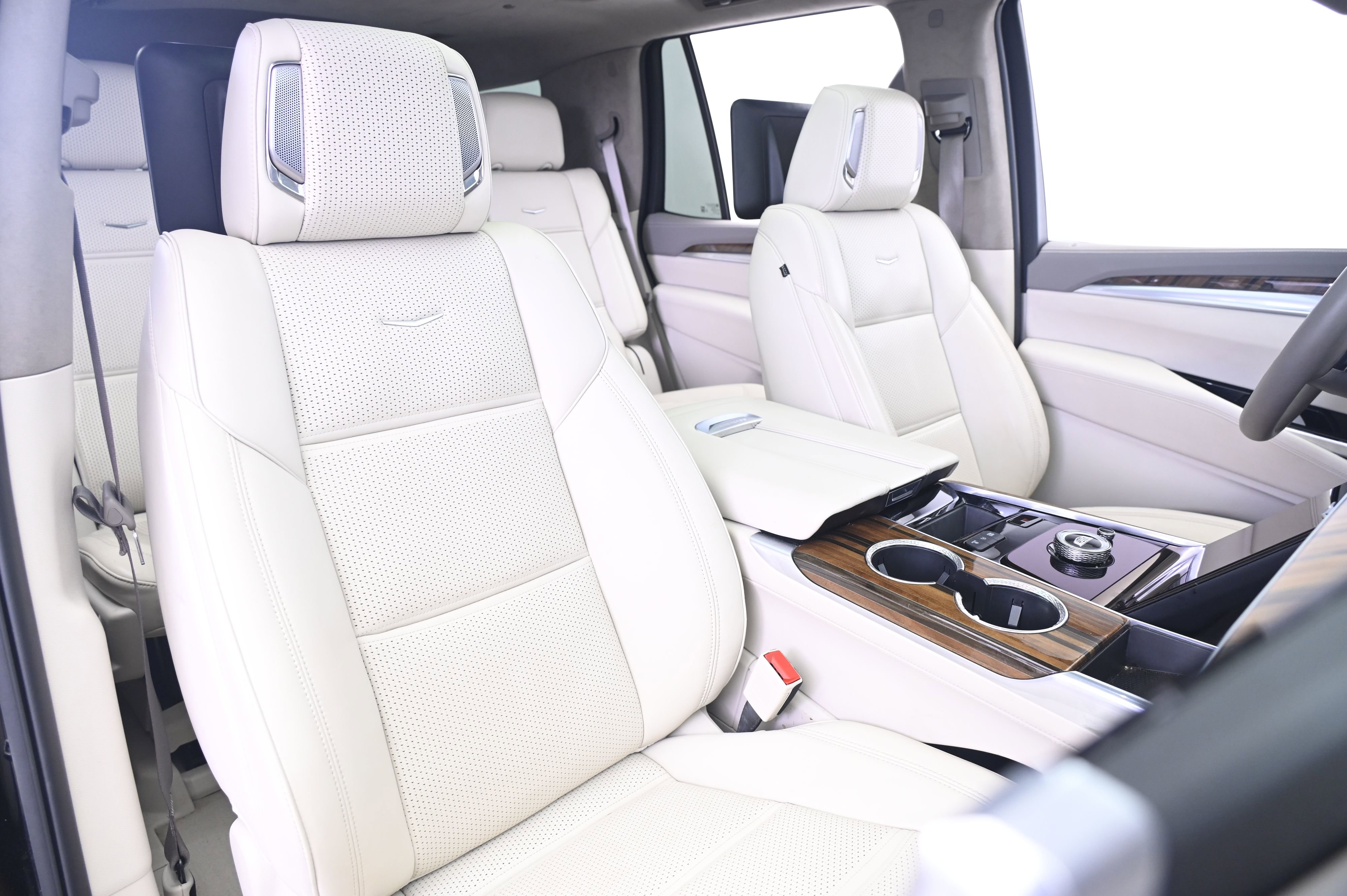 Used 2025 Cadillac Escalade Sport Platinum AWD/4WD image 26