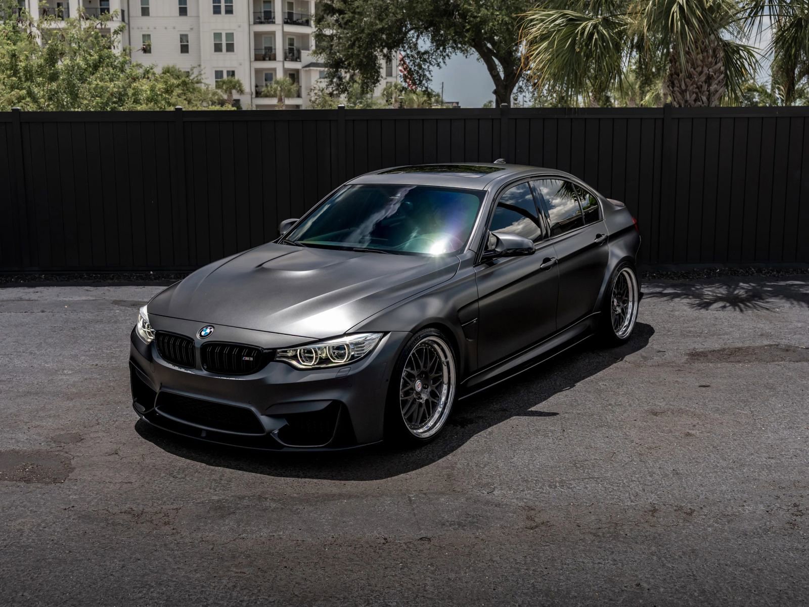 Used 2017 BMW M3 RWD image 31
