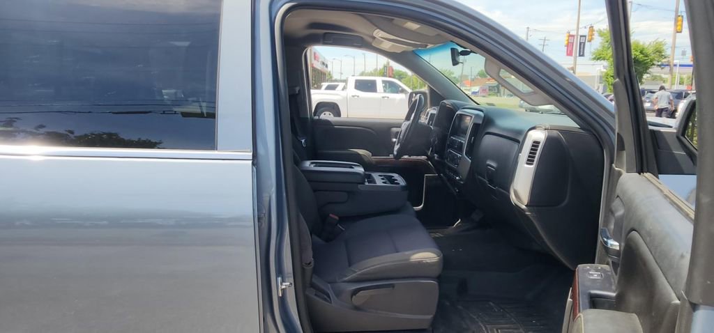 Used 2015 GMC Sierra 1500 SLE w/ SLE Value Package AWD/4WD image 10