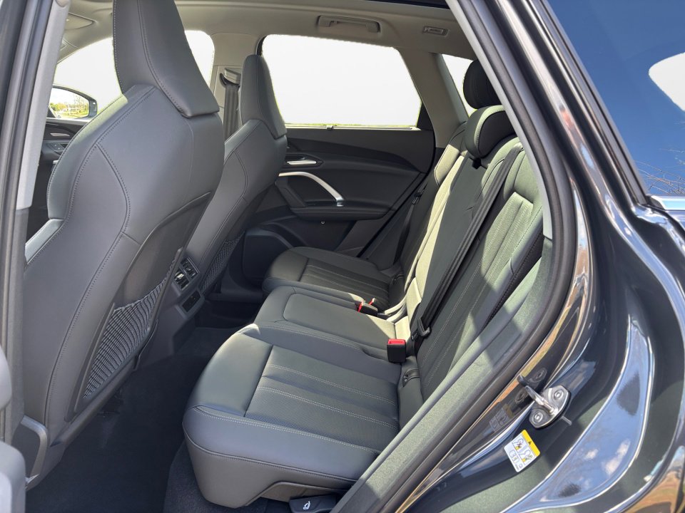 Certified 2025 Audi Q5 Premium Plus w/ Premium Plus image 13