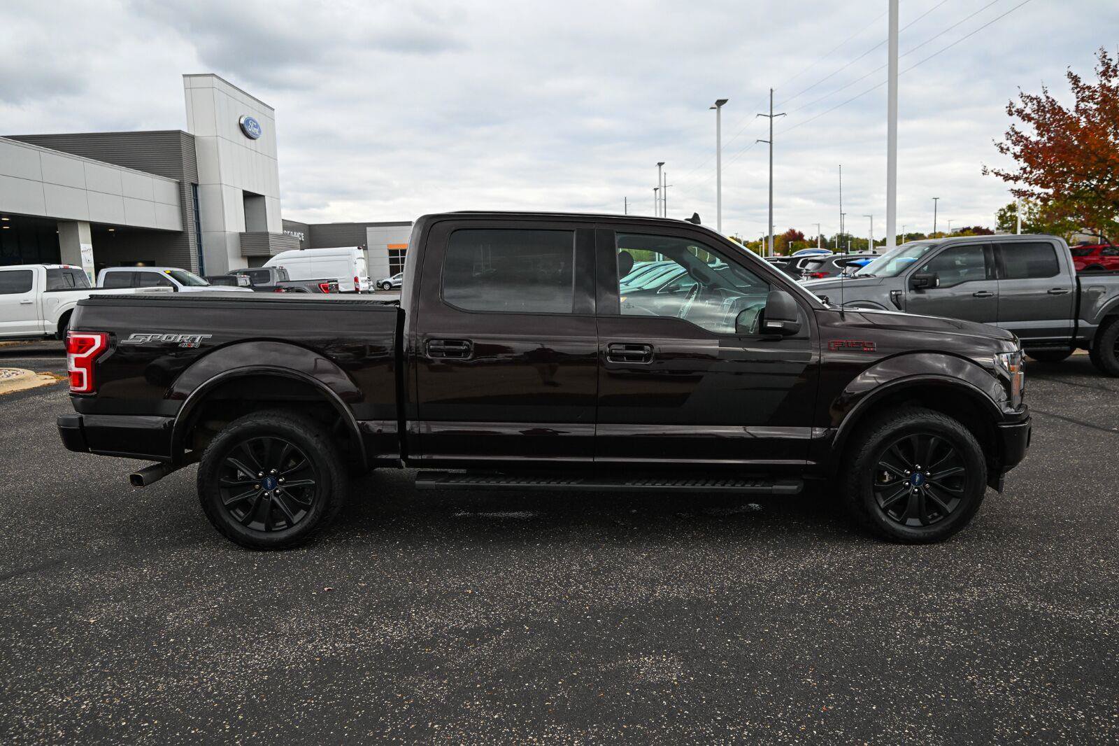 Used 2020 Ford F150 XLT w/ Equipment Group 302A Luxury AWD/4WD image 3