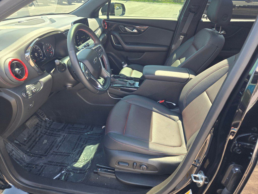 Certified 2023 Chevrolet Blazer RS w/ Driver Confidence II Package AWD/4WD image 19