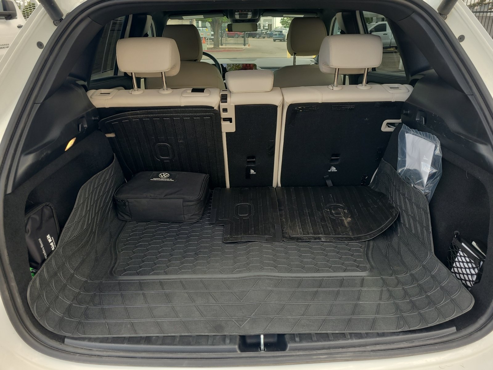 Used 2025 Mercedes-Benz GLA 250 4MATIC image 27