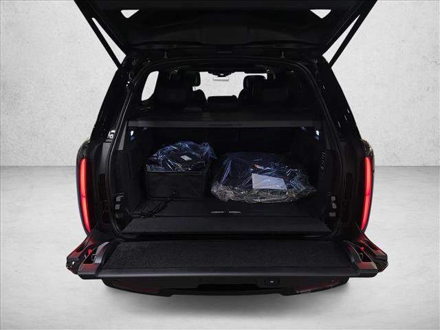 New 2026 Land Rover Range Rover Long Wheel Base SV AWD/4WD image 13