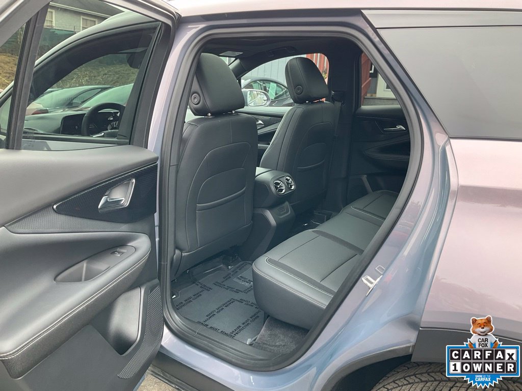 Used 2024 Chevrolet Blazer EV LT AWD/4WD image 30