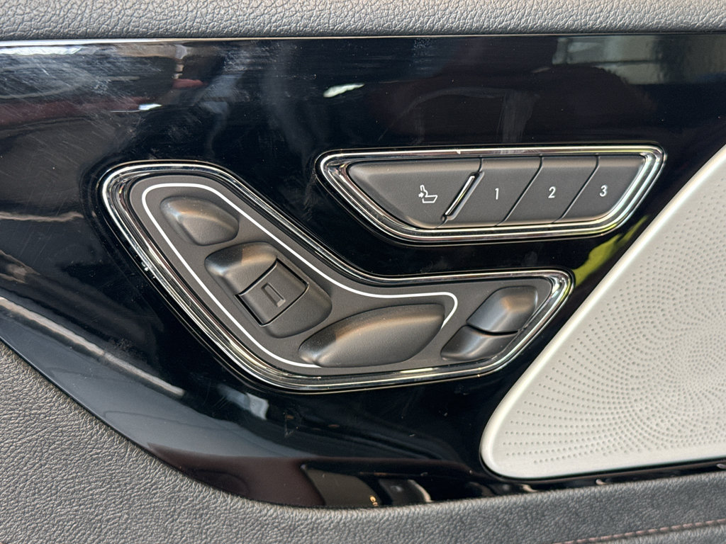 Used 2026 Lincoln Aviator Reserve w/ Equipment Group 201A AWD/4WD image 11