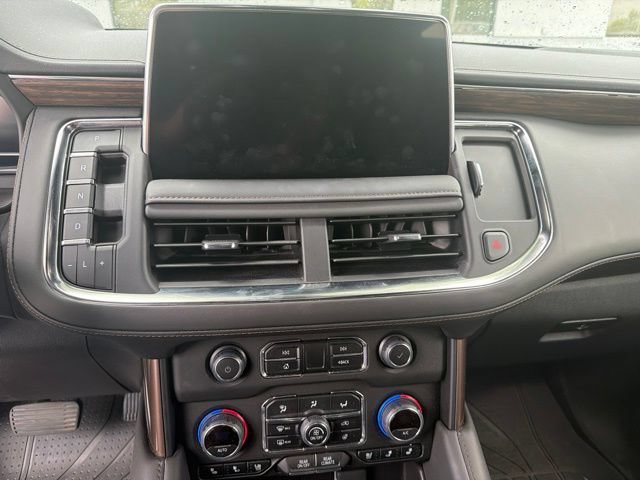 Used 2024 Chevrolet Suburban High Country w/ Advanced Technology Package AWD/4WD image 7
