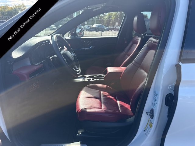 Certified 2024 Lincoln Corsair Reserve w/ Equipment Group 201A AWD/4WD image 12