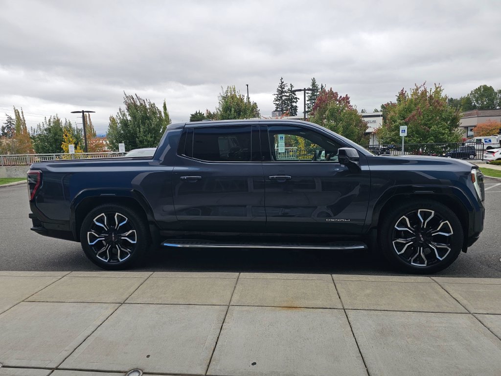 Used 2026 GMC Sierra EV Denali AWD/4WD image 8