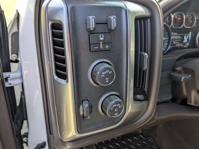 Used 2017 Chevrolet Silverado 1500 LTZ Z71 w/ LTZ Plus Package AWD/4WD image 18