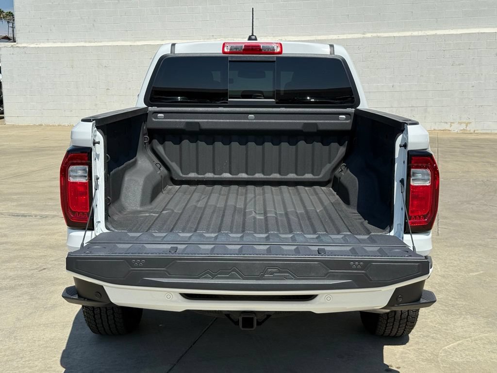 Used 2024 GMC Canyon Elevation AWD/4WD image 16