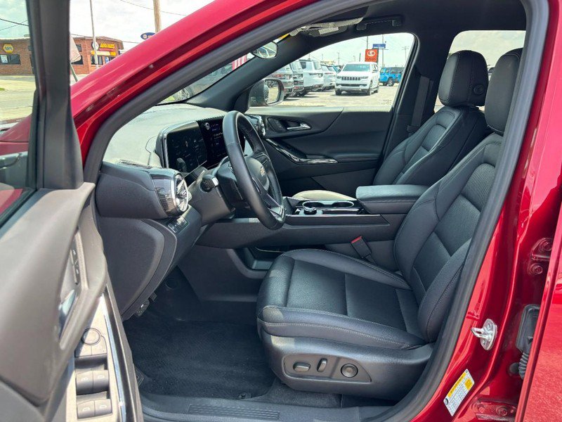 Used 2026 Chevrolet Equinox LT w/ Convenience Package II AWD/4WD image 8