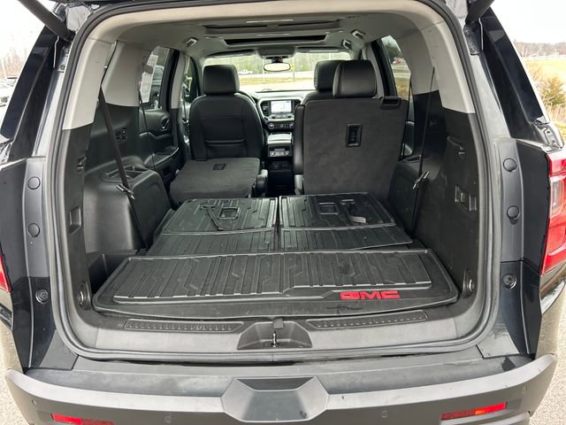 Used 2022 GMC Acadia SLT w/ Elevation Edition image 49