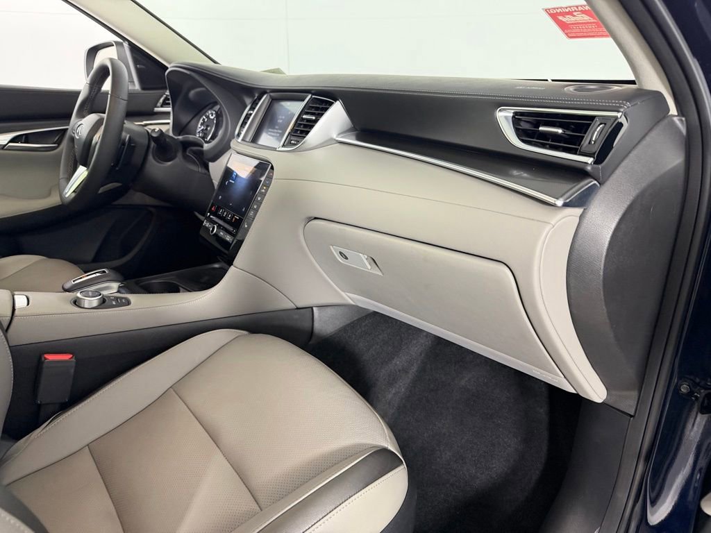 Used 2025 INFINITI QX50 Luxe AWD/4WD image 31
