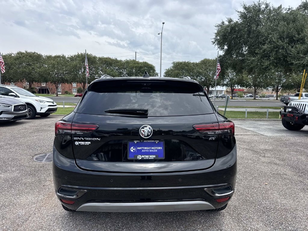 Used 2022 Buick Envision Essence w/ Technology Package II FWD image 7