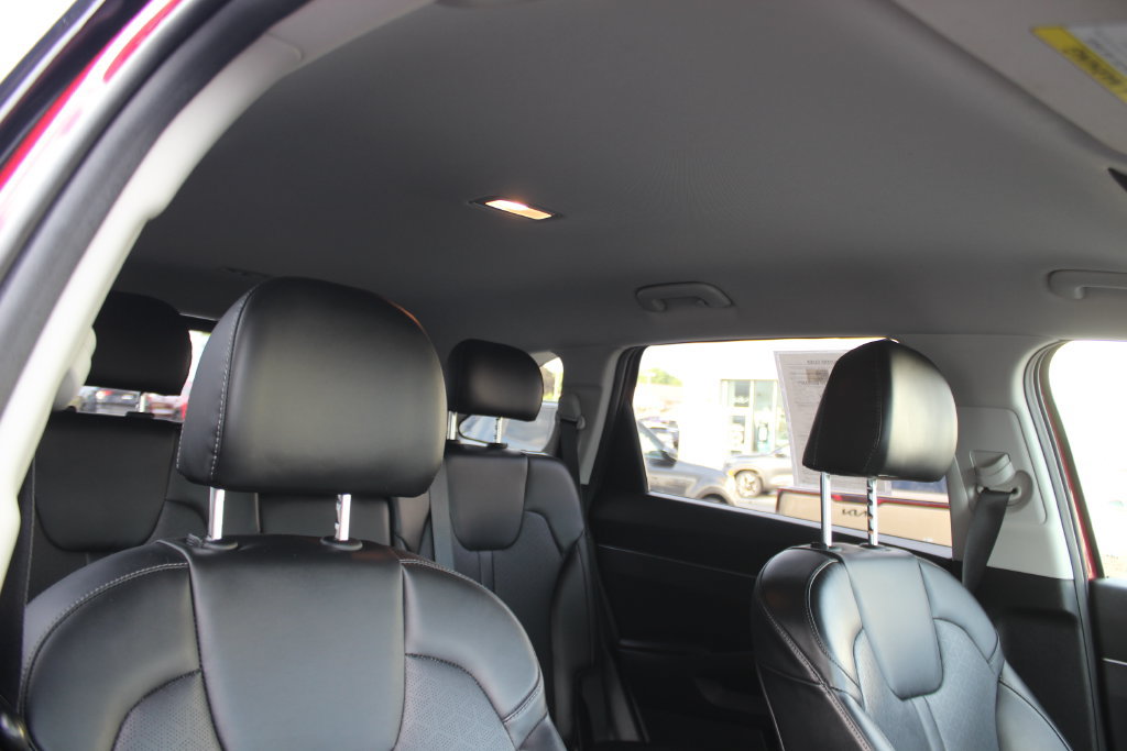 Used 2022 Kia Sorento S AWD/4WD image 37