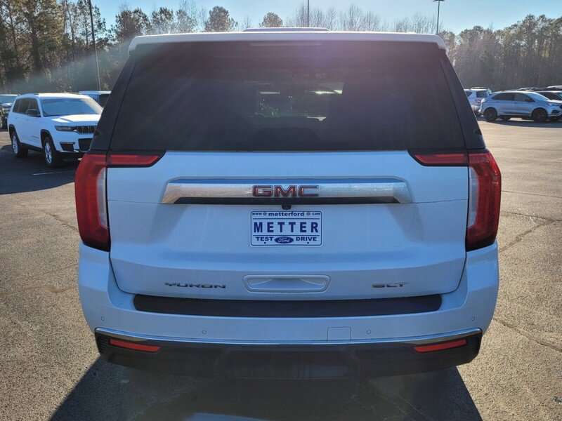 Used 2021 GMC Yukon SLT w/ Rear Media and Nav Package image 10