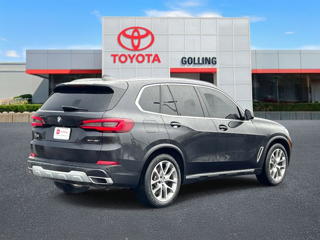 Used 2022 BMW X5 xDrive40i w/ Executive Package image 5