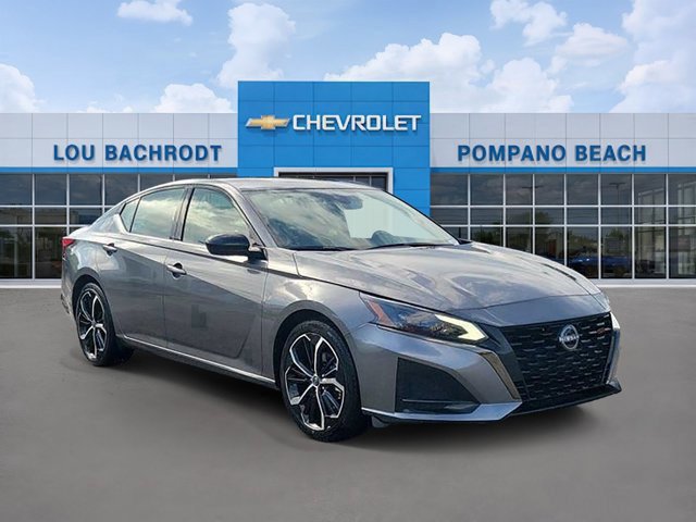 Used 2024 Nissan Altima 2.5 SR