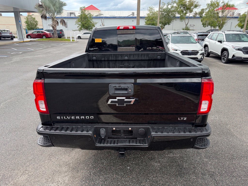 Used 2018 Chevrolet Silverado 1500 LTZ Z71 w/ LTZ Plus Package AWD/4WD image 6