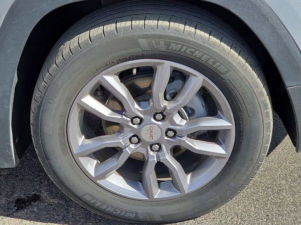 Used 2024 GMC Terrain SLT image 12