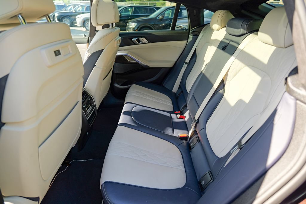 Used 2021 BMW X6 xDrive40i w/ Premium Package 2 AWD/4WD image 25