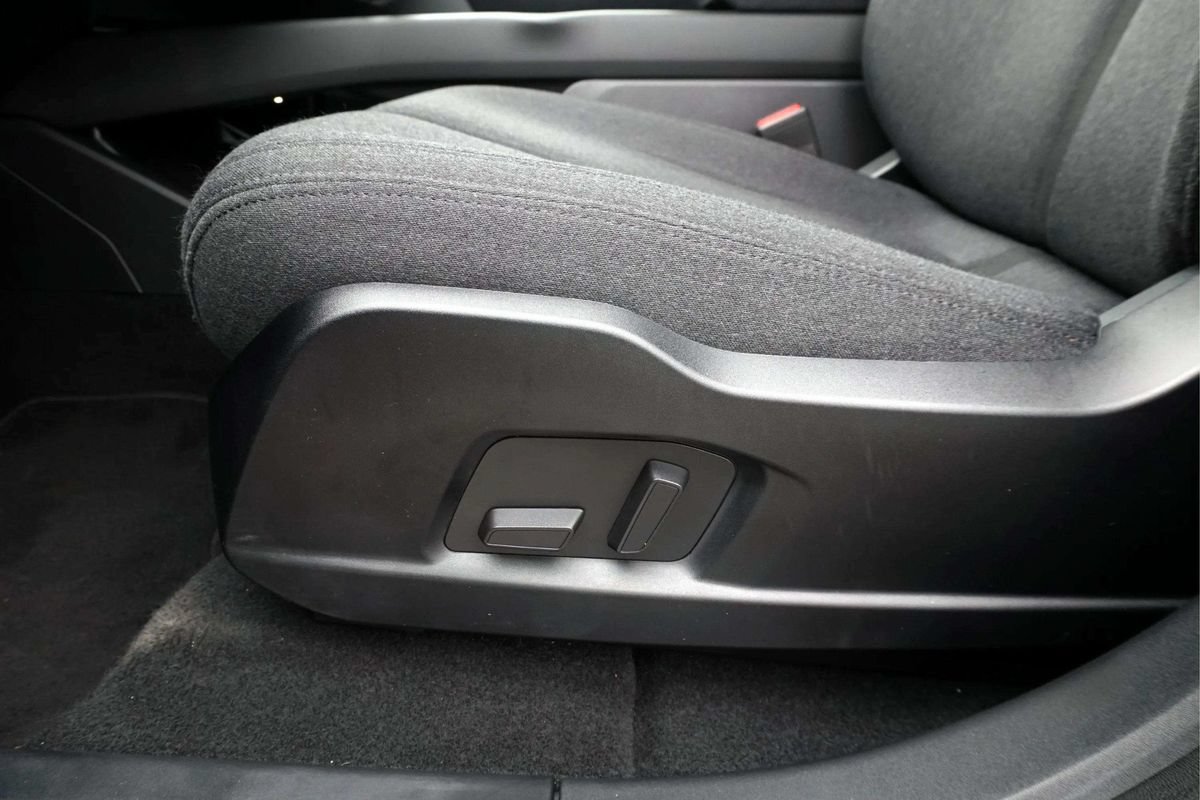 Used 2023 Fisker Ocean Ultra AWD/4WD image 16