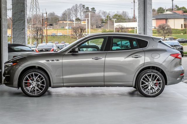 Used 2019 Maserati Levante GranLusso image 57