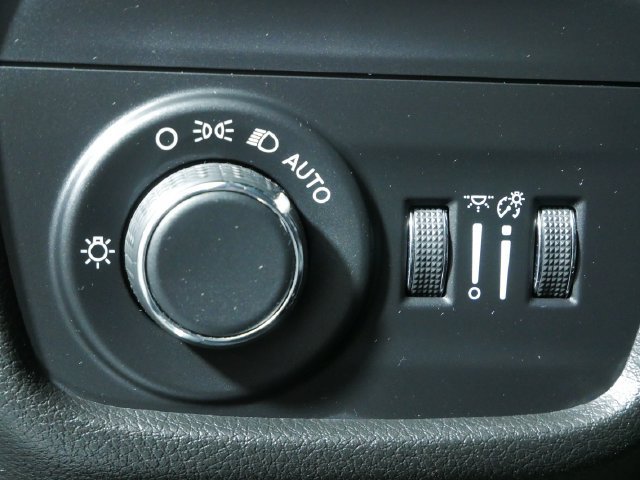 Certified 2023 Jeep Grand Cherokee Altitude AWD/4WD image 23