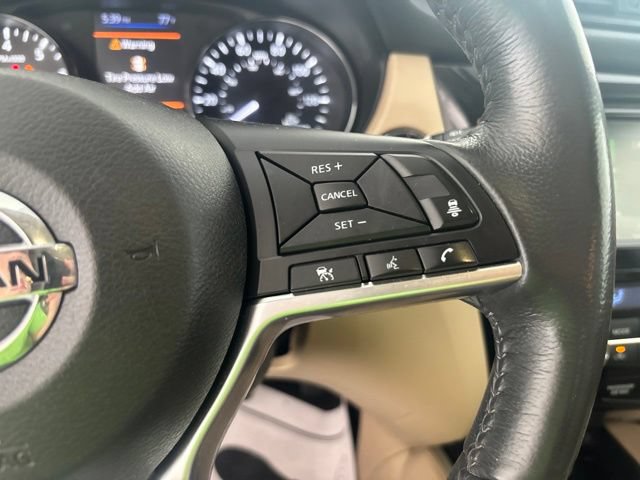 Used 2018 Nissan Rogue SL w/ Premium Package AWD/4WD image 14