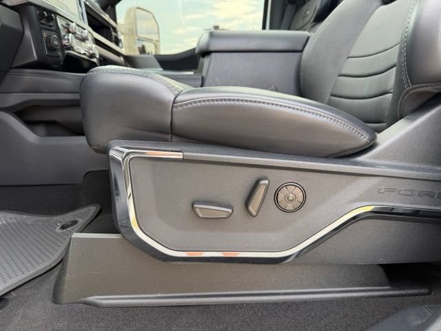 Used 2026 Ford F450 Platinum w/ FX4 Off-Road Package AWD/4WD image 11