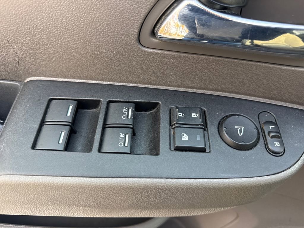 Used 2016 Honda Odyssey SE image 15