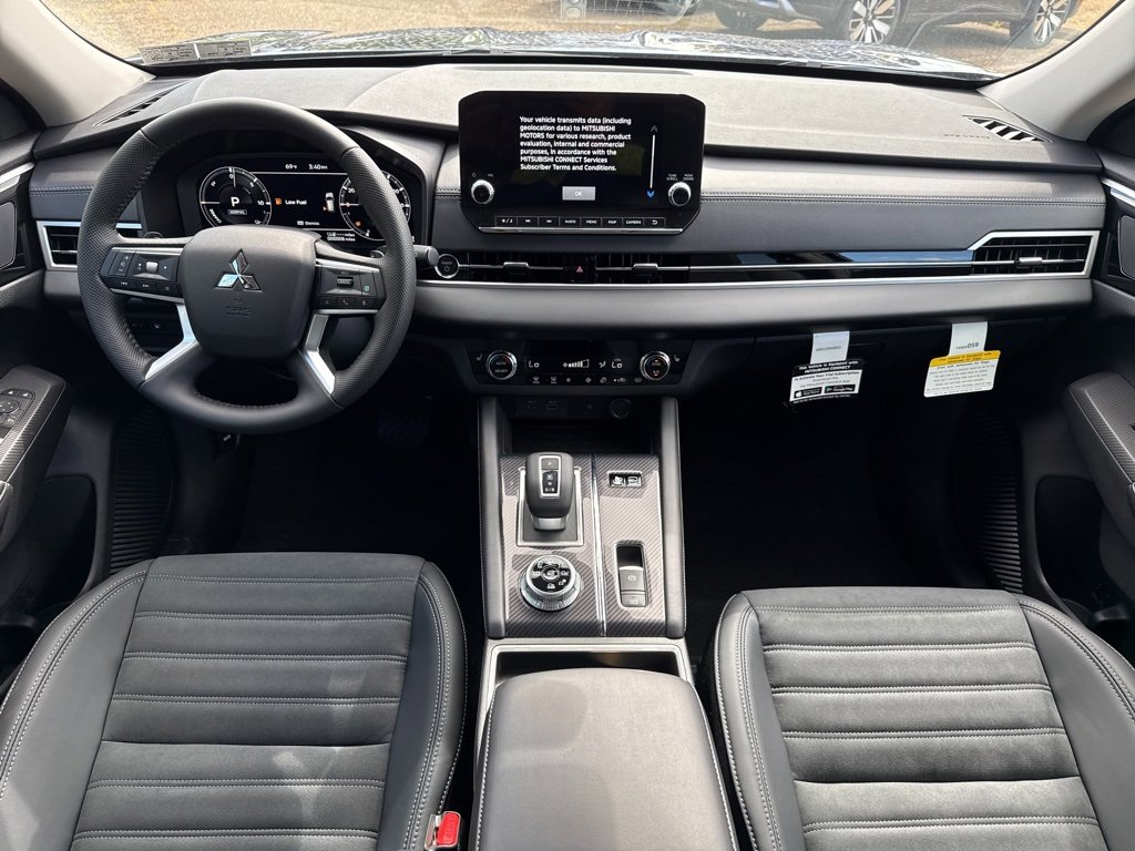 New 2025 Mitsubishi Outlander SE image 22