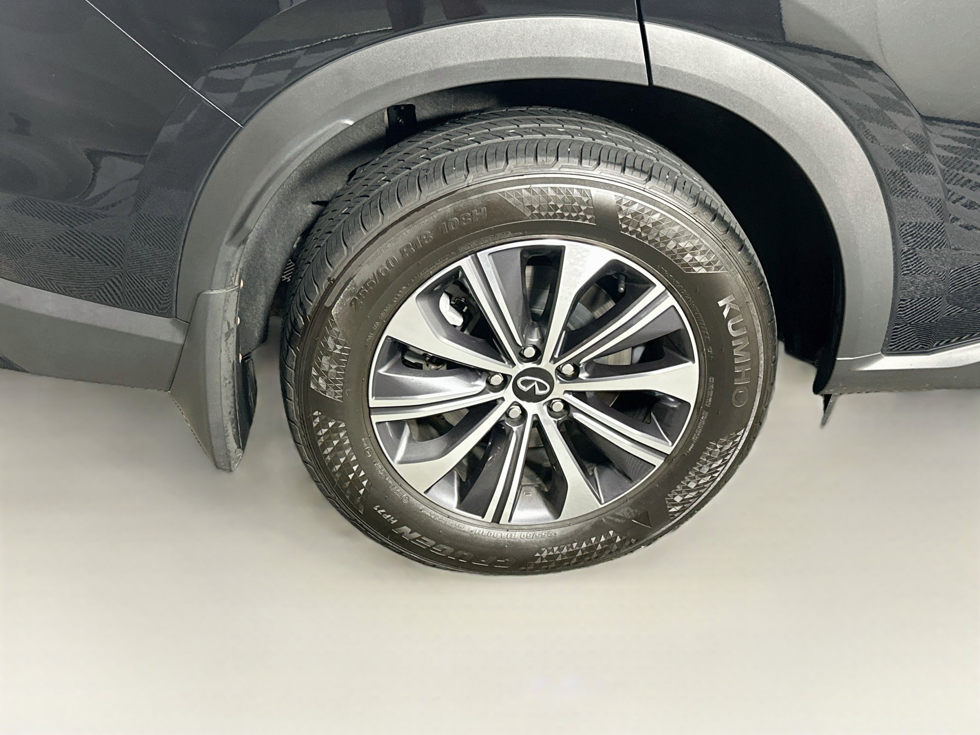 Used 2023 INFINITI QX60 Pure AWD/4WD image 11