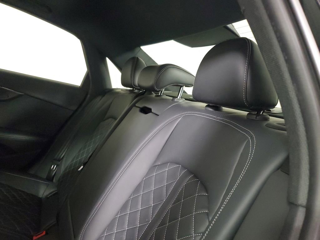 Used 2023 Audi S4 Premium Plus image 11