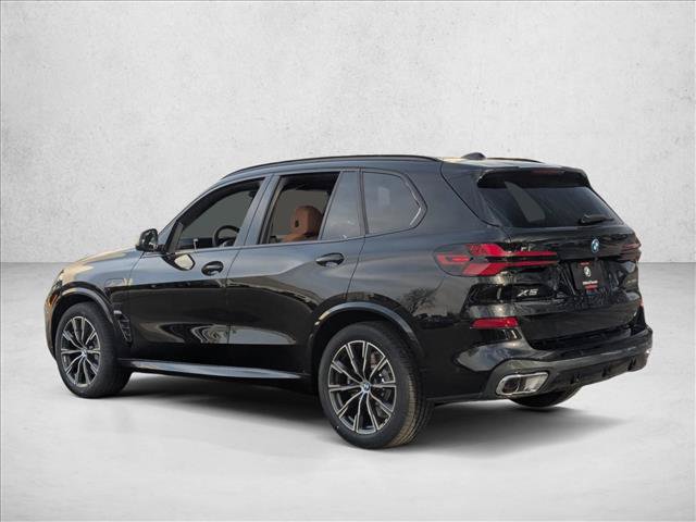 New 2026 BMW X5 xDrive50e w/ M Sport Package AWD/4WD image 9