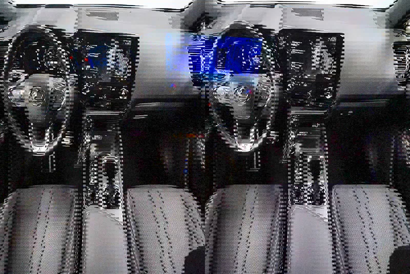 Used 2024 Lexus NX 450h+ F Sport w/ Vision Package image 13