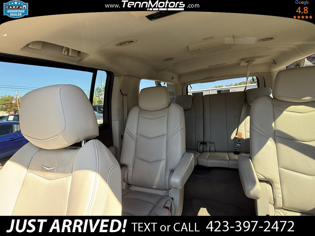 Used 2020 Cadillac Escalade ESV Premium Luxury image 26