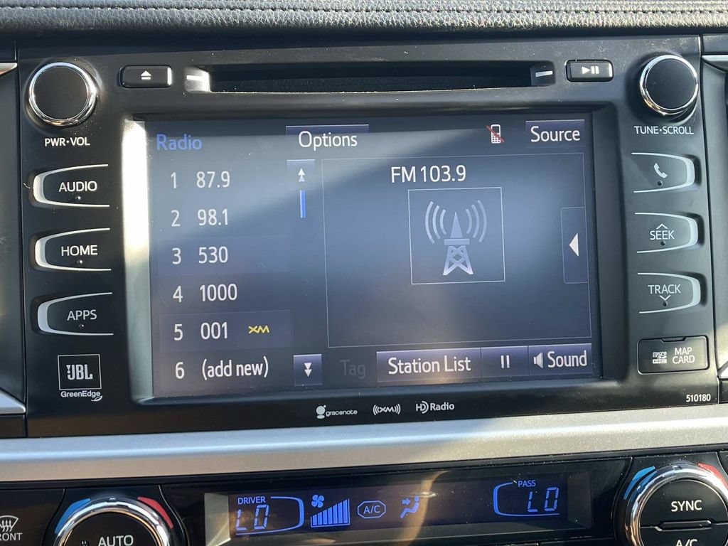 Used 2017 Toyota Highlander Limited FWD image 41