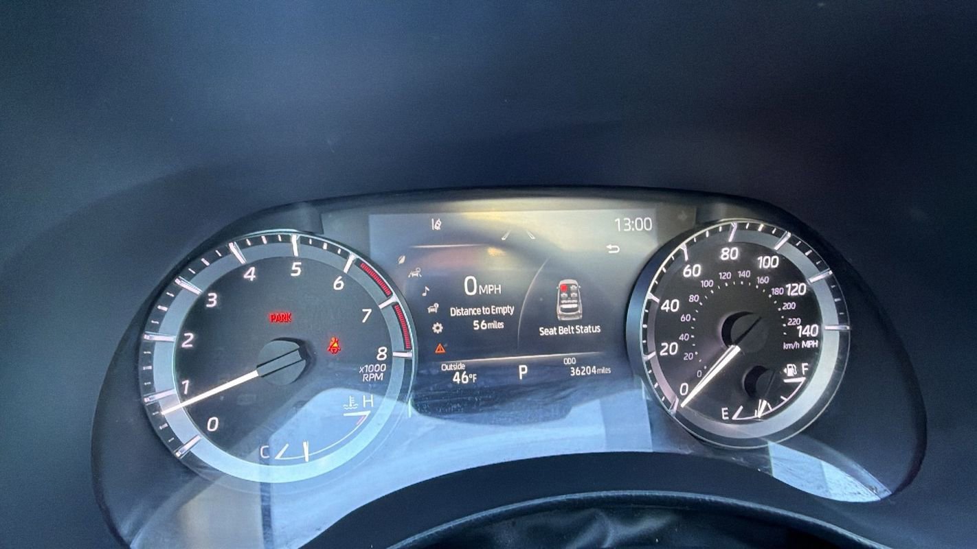 Used 2023 Toyota Highlander XLE image 36