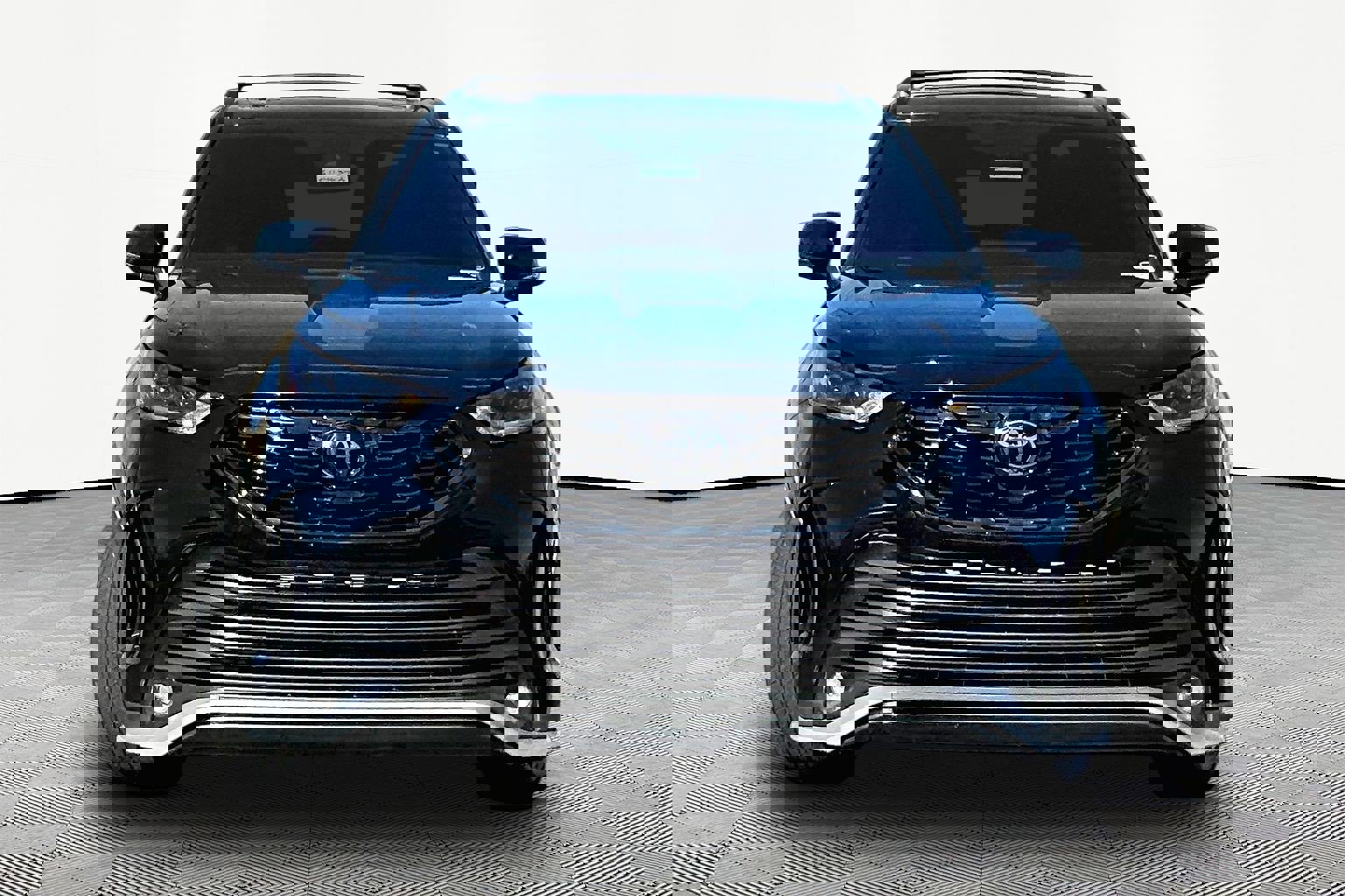 Used 2023 Toyota Highlander XSE image 2