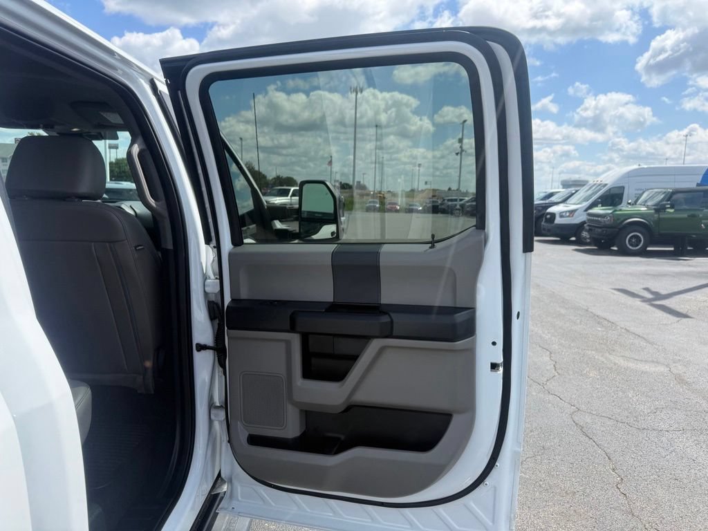 Used 2022 Ford F250 XL w/ Power Equipment Group AWD/4WD image 54