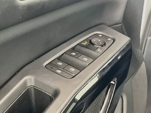 Used 2024 Nissan Pathfinder SV FWD image 22
