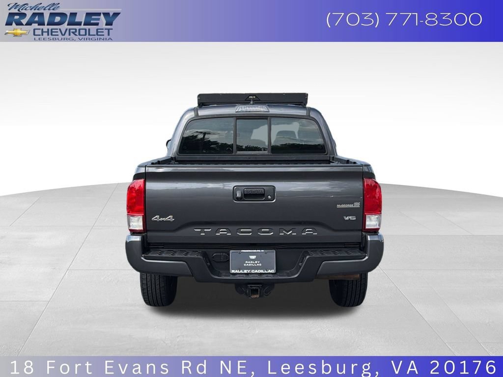 Used 2016 Toyota Tacoma SR w/ Towing Package AWD/4WD image 18
