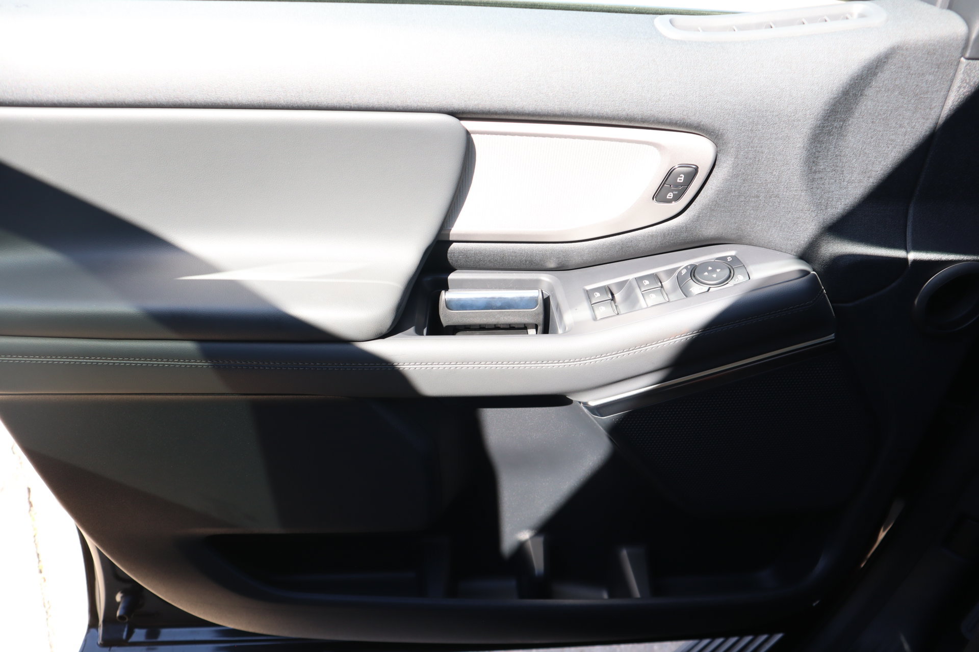 New 2027 Ford Expedition Active AWD/4WD image 17