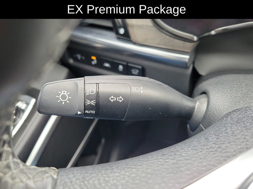 Used 2022 Kia Telluride EX w/ EX Premium Package image 14